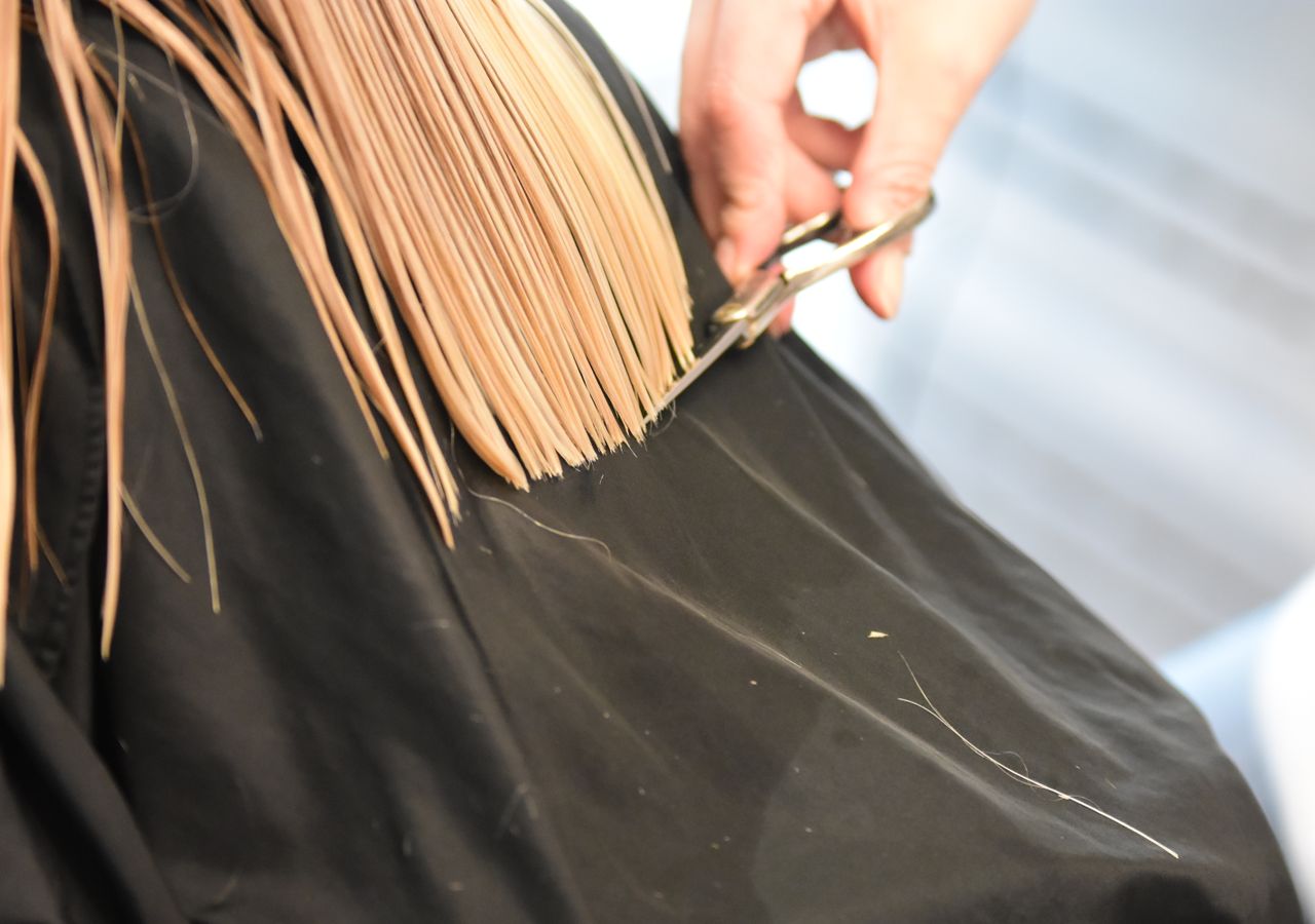 Professionelle Haarfarb-Beratung im Salon